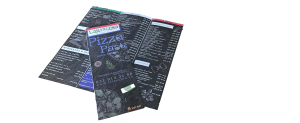 Dépliant menu pour le restaurant italien L'Arancino, design ardoise, créé par Pixelpub.